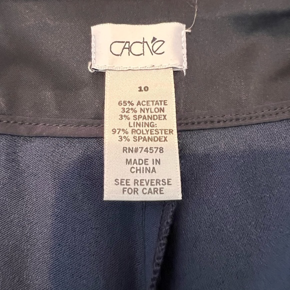 Beautiful Cach’e Navy Suit with matching pencil suit w/gold necklace. - Picture 9 of 15